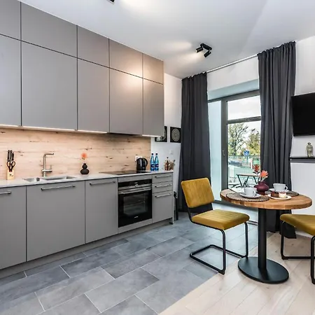 Modern Studio With A Balcony By Rent Like 아파트